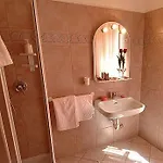 Hotel San Gerolamo 3*